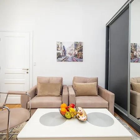 Apartman Titova Street Design Triplex *