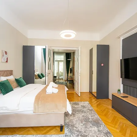 Apartman Titova Street Design Triplex Szarajevó