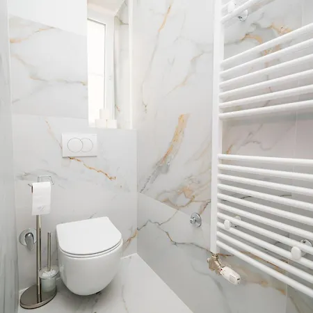Titova Street Design Triplex Szarajevó