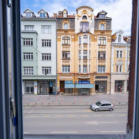 Titova Street Design Triplex * Szarajevó