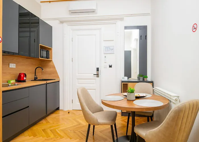 아파트 Titova Street Design Triplex