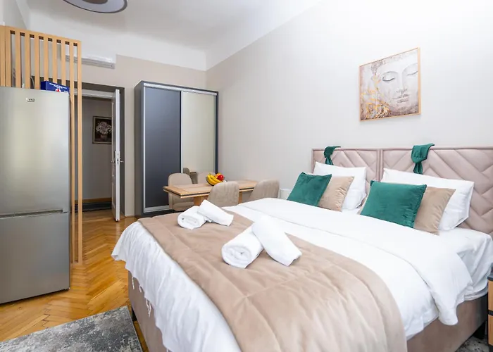 Titova Street Design Triplex 사라예보